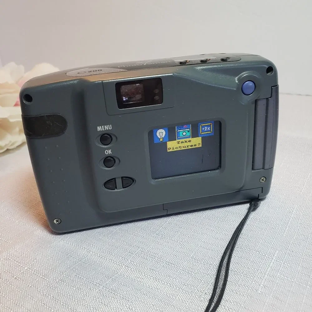 HP Hewlett Packard Photosmart Digital Camera C200 Color Gray NOT TESTED